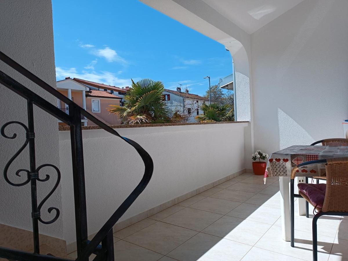 Apartments Ivicek Πόρετς Εξωτερικό φωτογραφία