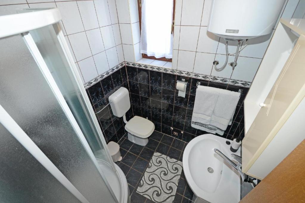 Apartments Ivicek Πόρετς Εξωτερικό φωτογραφία
