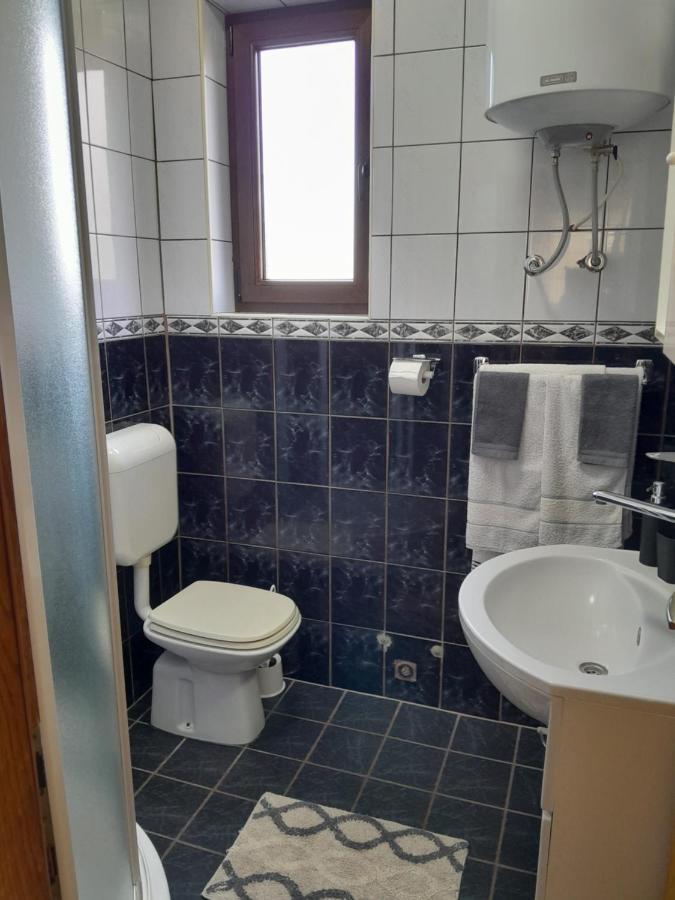 Apartments Ivicek Πόρετς Εξωτερικό φωτογραφία